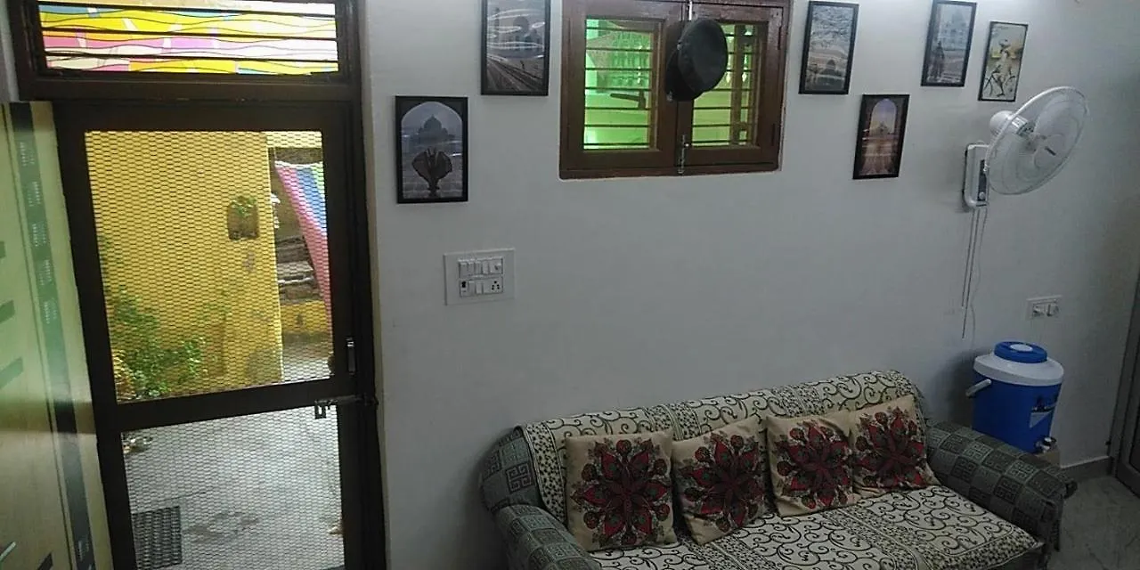 Zigzag Homestay Agra  Auberge de jeunesse